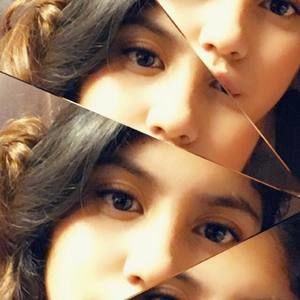 Meet your Posher, Deyanira